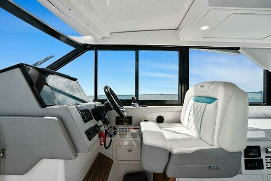 Regal 36 Grande Coupe Yacht For Sale