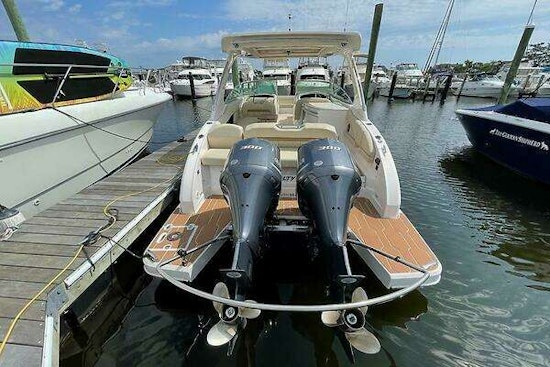 Regal 33 OBX Yacht For Sale