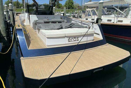Pardo Yachts 43 Yacht For Sale