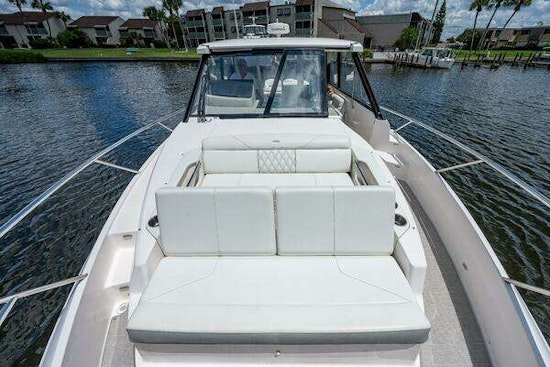 Regal  Yacht For Sale