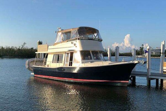 Mainship 400 Trawler Yacht For Sale