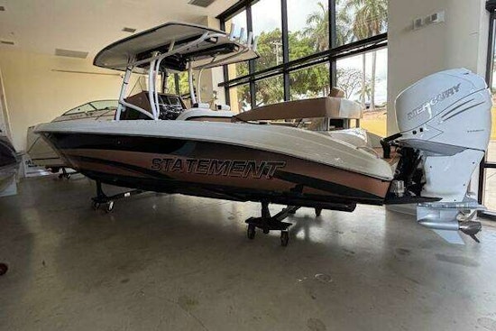 Statement 35 Center Console Yacht For Sale