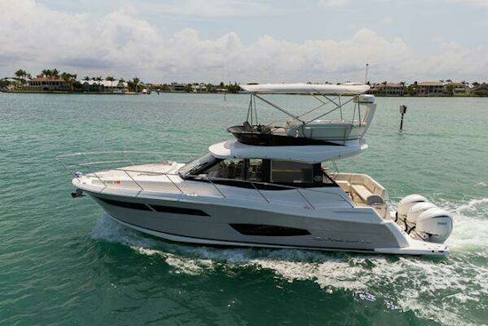 Regal 38 FXO Yacht For Sale