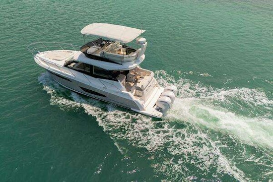 Regal 38 FXO Yacht For Sale