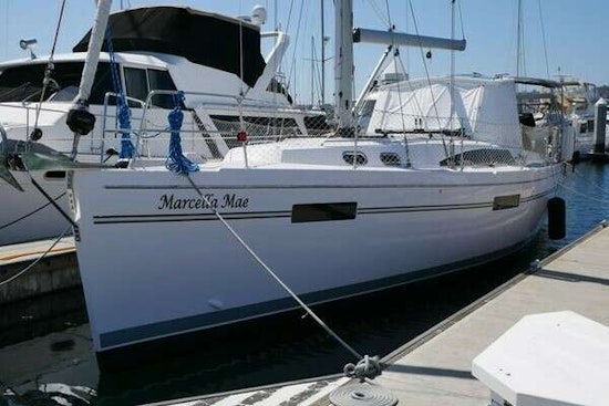 Catalina 425 Yacht For Sale