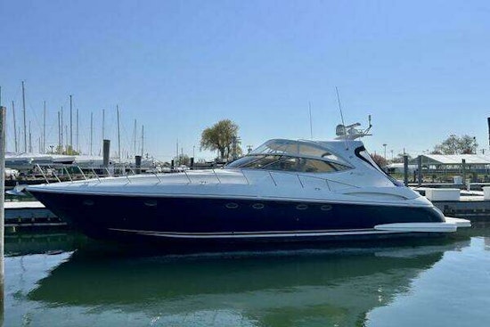 Cruisers Yachts 540 Express Yacht For Sale
