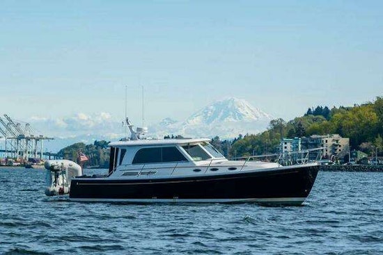 Back Cove Back Cove 370 Yacht For Sale