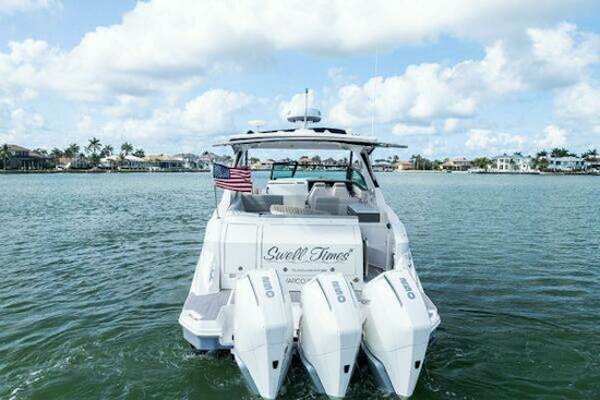 Sea Ray Sundancer 320 OB Yacht For Sale