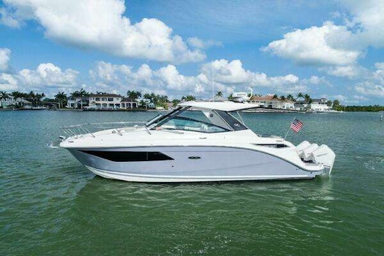Sea Ray Sundancer 320 OB Yacht For Sale