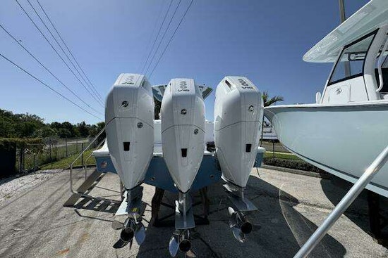 Sportsman 352 Open Yacht For Sale