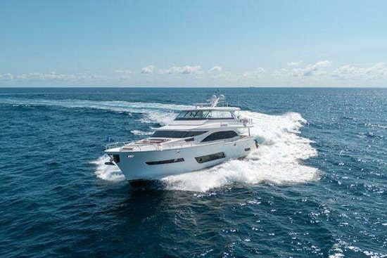 Horizon E81 Yacht For Sale