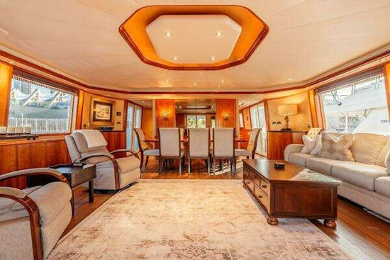 Westport Cockpit Motor Yacht Yacht For Sale