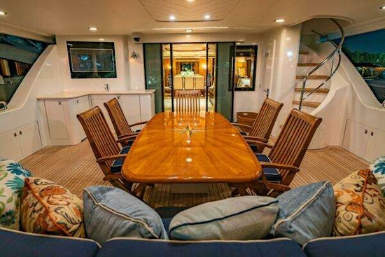 Westport Cockpit Motor Yacht Yacht For Sale