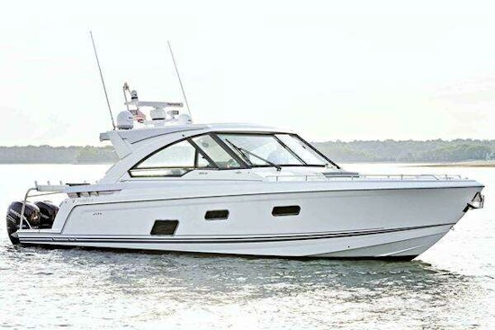 Formula 400 Super Sport Crossover Yacht For Sale