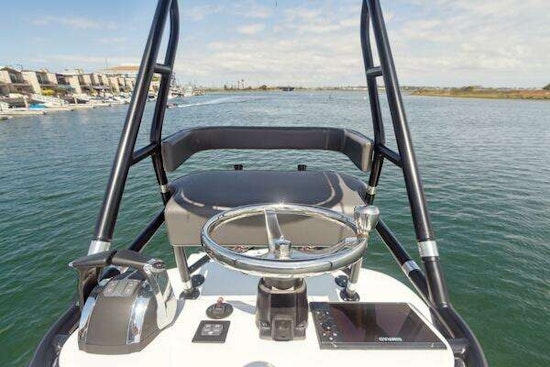 Freeman 34VH Center Console Yacht For Sale