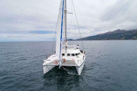 Lagoon 380 Yacht For Sale
