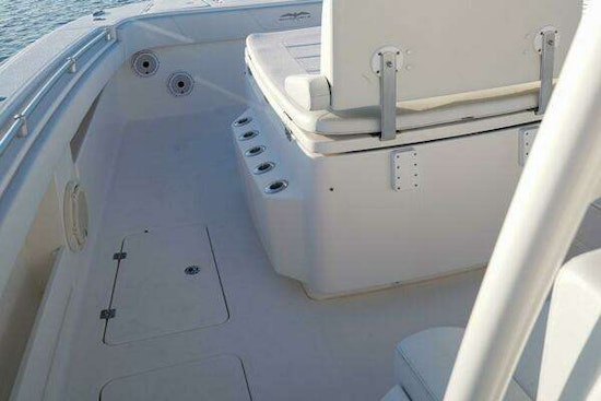 Invincible 40 Catamaran Yacht For Sale