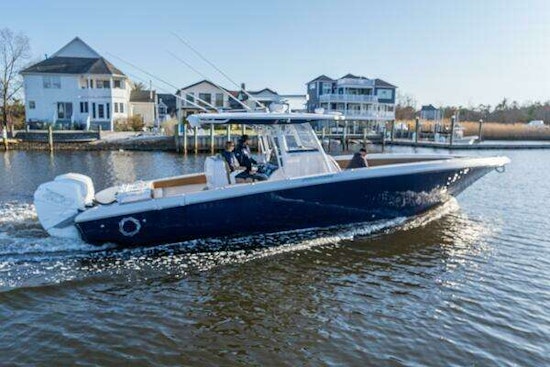 Fountain 38CC Yacht For Sale