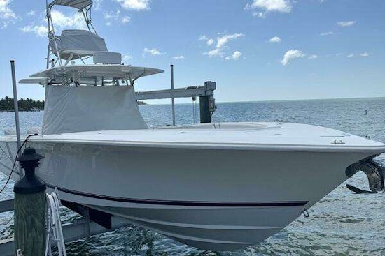 SeaVee 390B Center Console Yacht For Sale