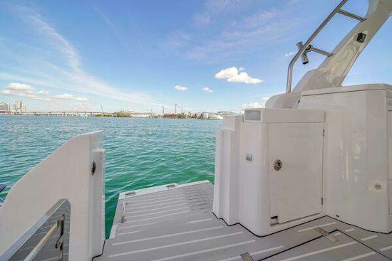 Azimut 40 Verve Yacht For Sale