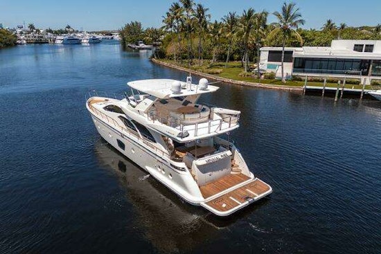 Azimut 75 Fly Yacht For Sale
