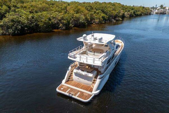 Azimut 75 Fly Yacht For Sale