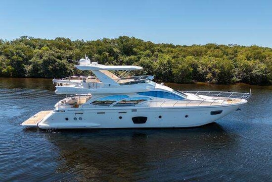 Azimut 75 Fly Yacht For Sale