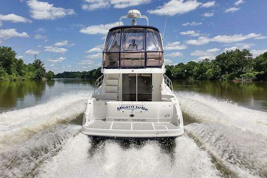 Sea Ray 420 Sedan Bridge Yacht For Sale