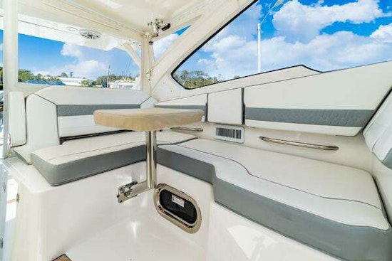Pursuit 365DC Yacht For Sale