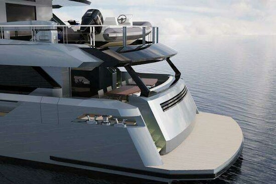 Custom AES 85 Yacht For Sale
