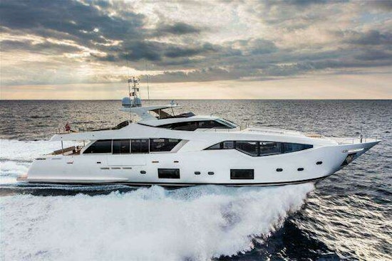 Custom Line  Yacht For Sale