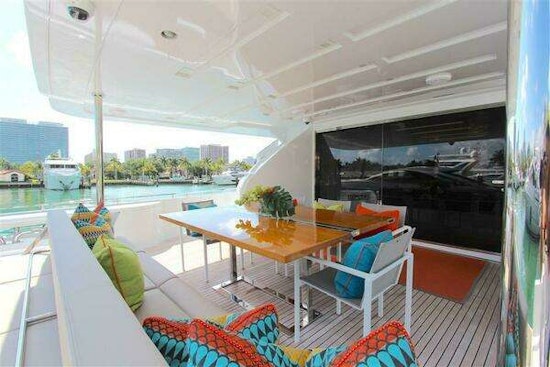 Custom Line  Yacht For Sale