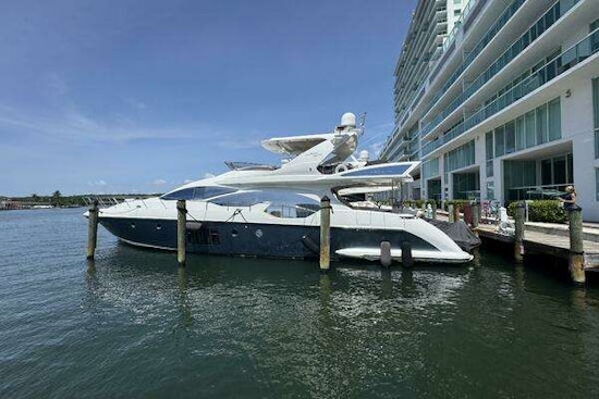 Azimut Flybridge Yacht For Sale