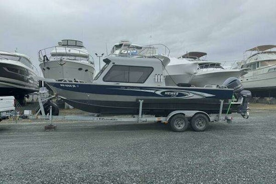 Hewescraft 240 Ocean Pro Yacht For Sale