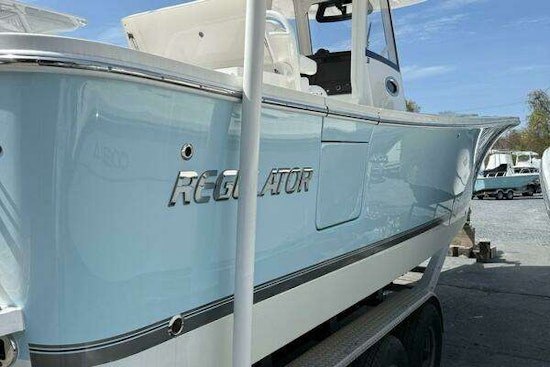 Regulator 31 Yacht For Sale