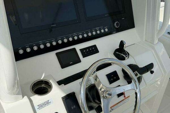 Regulator 31 Yacht For Sale