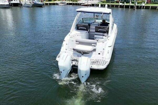 Monterey 345 Sport Yacht Yacht For Sale