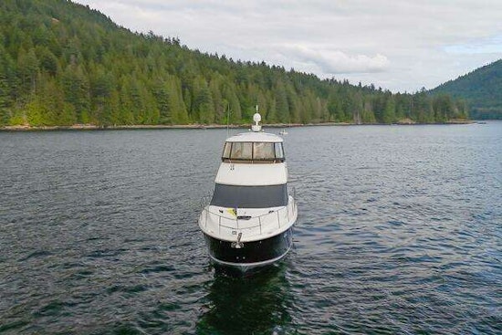Meridian 441 Sedan Yacht For Sale