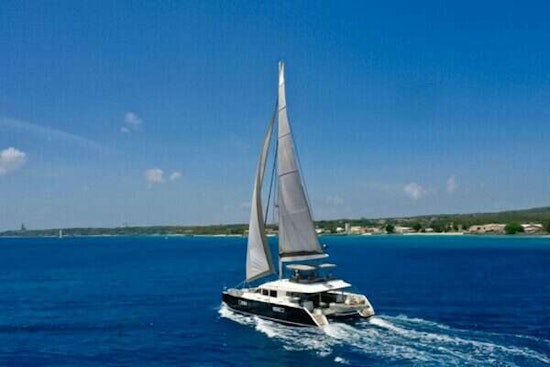 Lagoon  Yacht For Sale