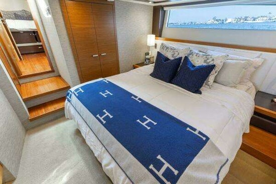 Tiara Yachts 53 Coupe Yacht For Sale