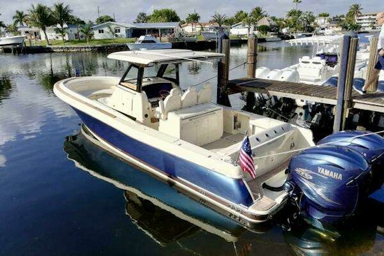 Chris-Craft  Yacht For Sale