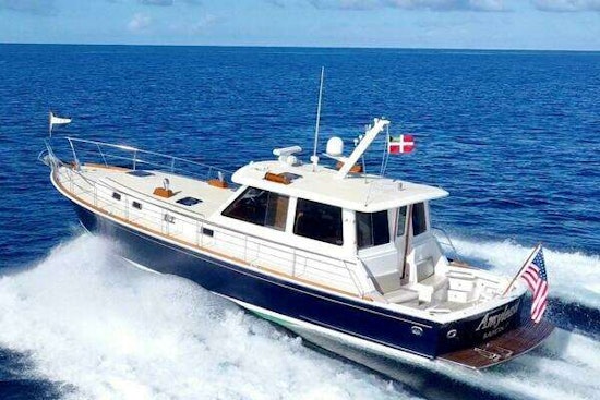 Grand Banks 49 Eastbay SX w/Side Door Yacht For Sale
