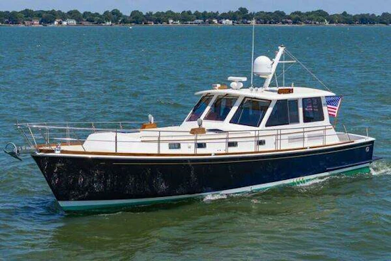 Grand Banks 49 Eastbay SX w/Side Door Yacht For Sale