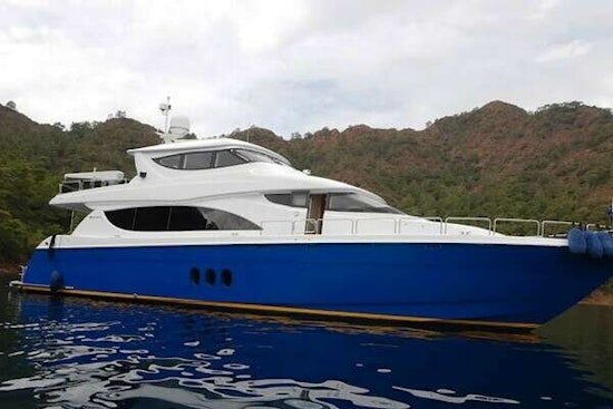 Hatteras Enclosed Bridge Yacht For Sale