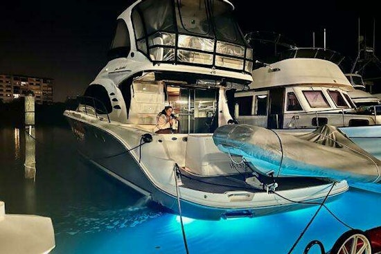 Sea Ray 500 Sedan Bridge Yacht For Sale