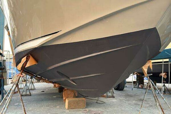 Sea Ray 500 Sedan Bridge Yacht For Sale