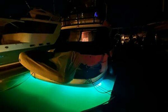 Sea Ray 500 Sedan Bridge Yacht For Sale