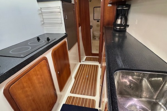 Cruiser Cats Havana 38 Yacht For Sale