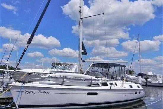 Hunter 420 Yacht For Sale