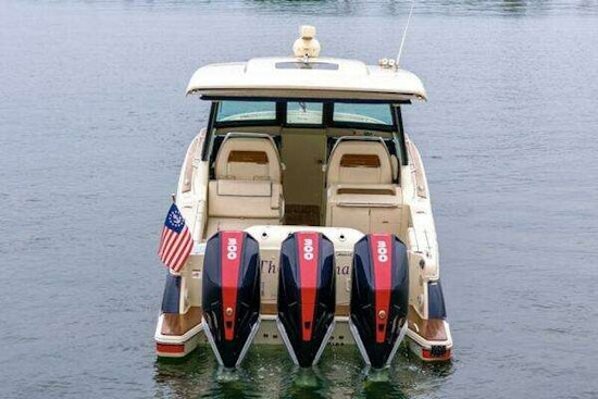 Chris-Craft Calypso 35 Yacht For Sale